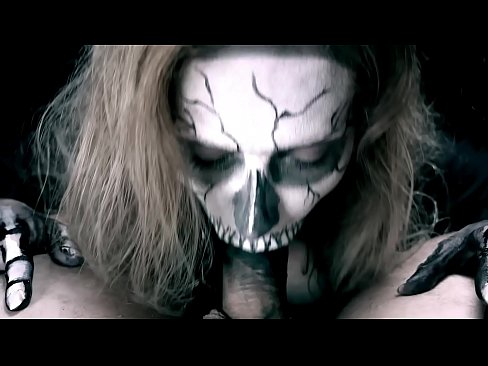 ❤️ Demonityttö imi munaa mustalla suullaan ja nielaisi spermaa. ☑ Anaaliporno at fi.ladyxxxporno.ru ❤